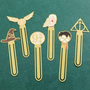 Simple Harry Potter Bookmark Holder