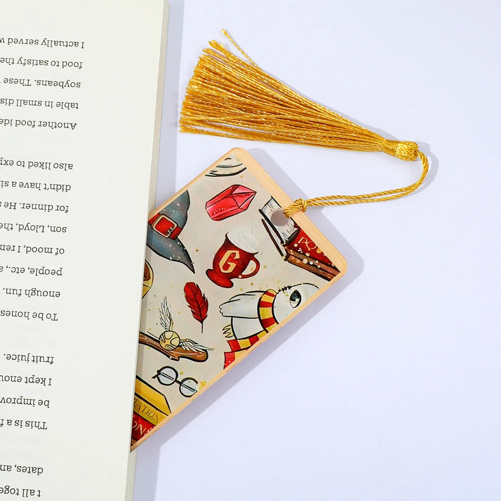 Simple Harry Potter Acrylic Bookmark - Image 4